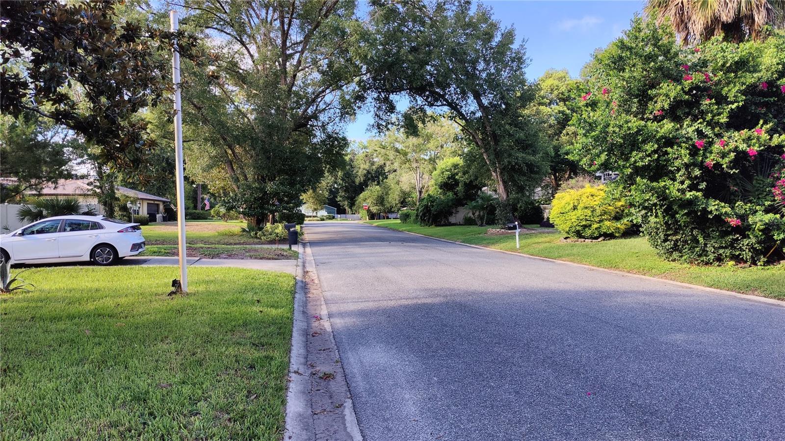 KNOLLWOOD 2ND ADD - Residential