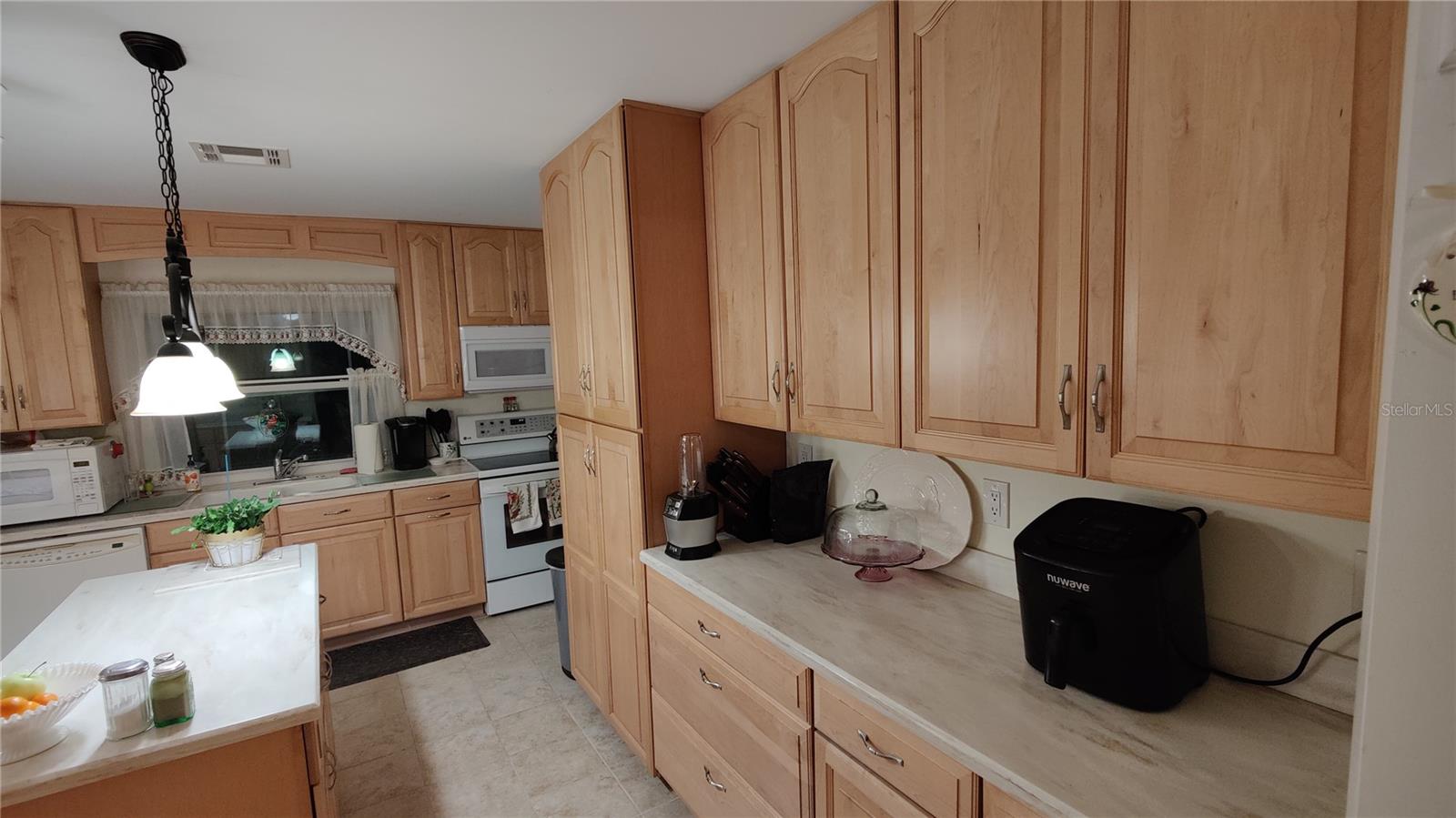 KNOLLWOOD 2ND ADD - Residential