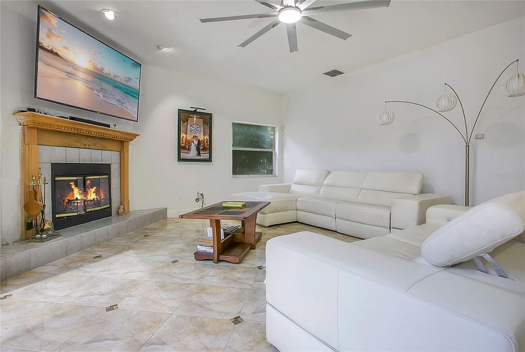 Photo of 7866 Bardmoor Hill Circle, Orlando, FL 32835 (MLS # O6387370)