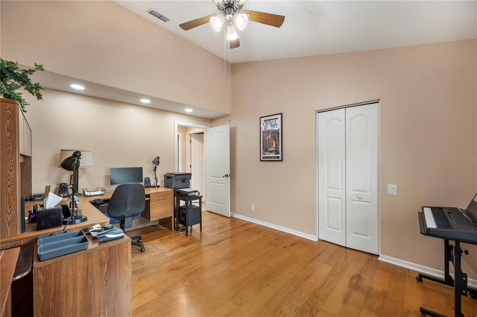 VAN DYKE ESTATES - Residential