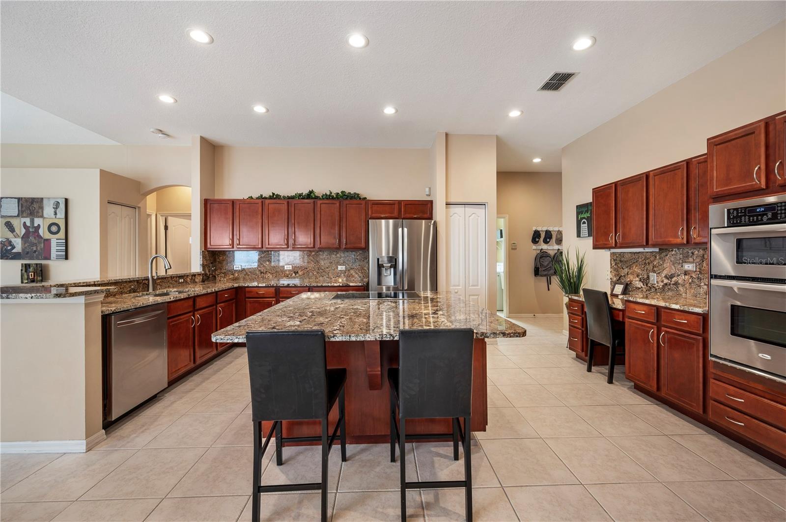 VAN DYKE ESTATES - Residential