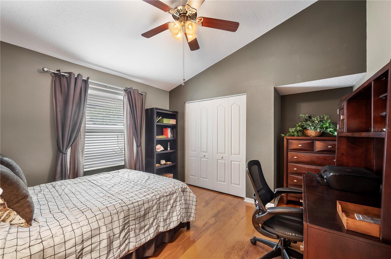 VAN DYKE ESTATES - Residential