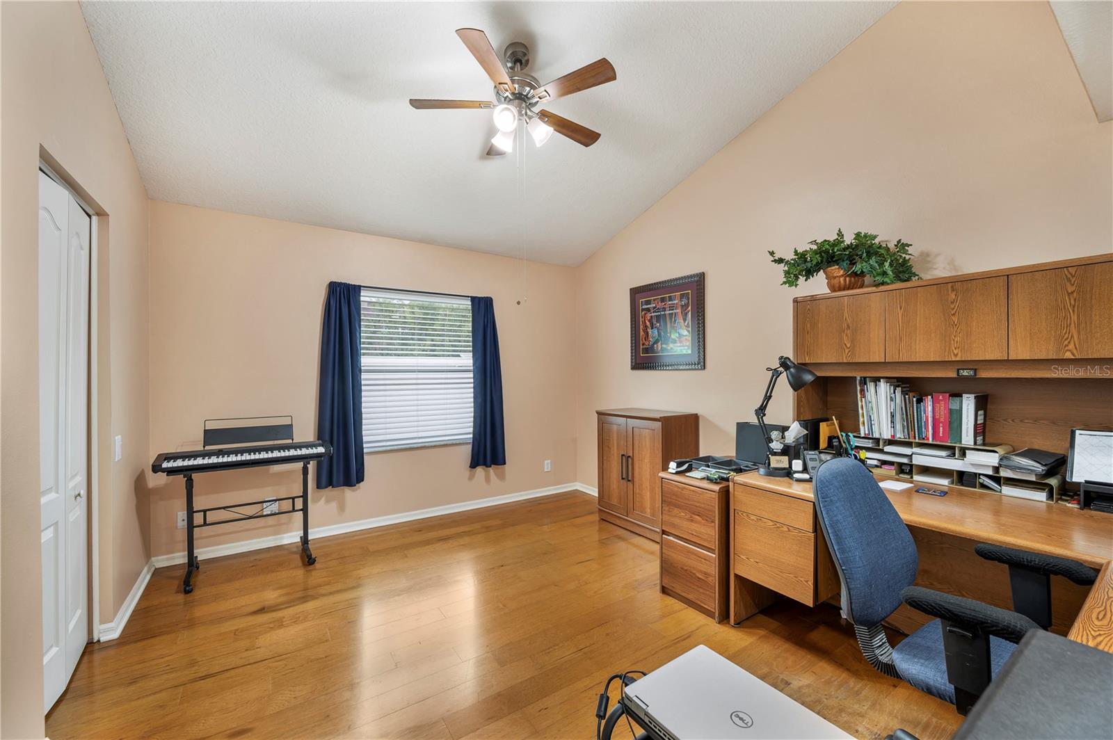 VAN DYKE ESTATES - Residential