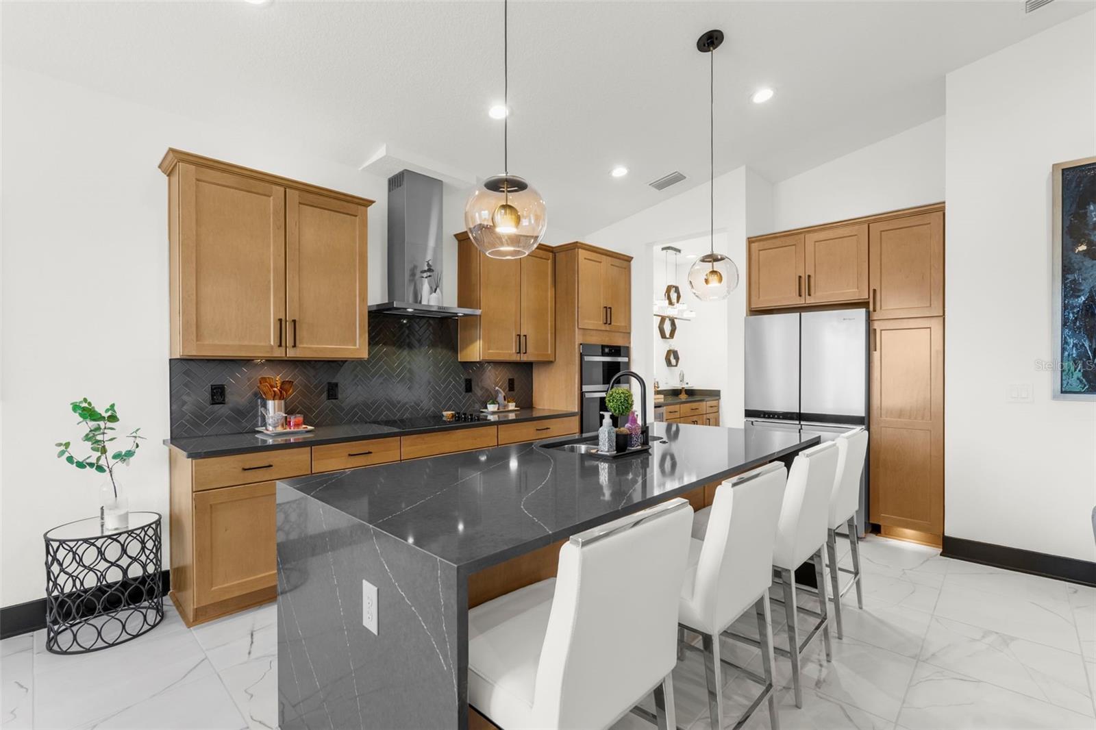 ISLES AT BAYVIEW PH III - Residential Lease