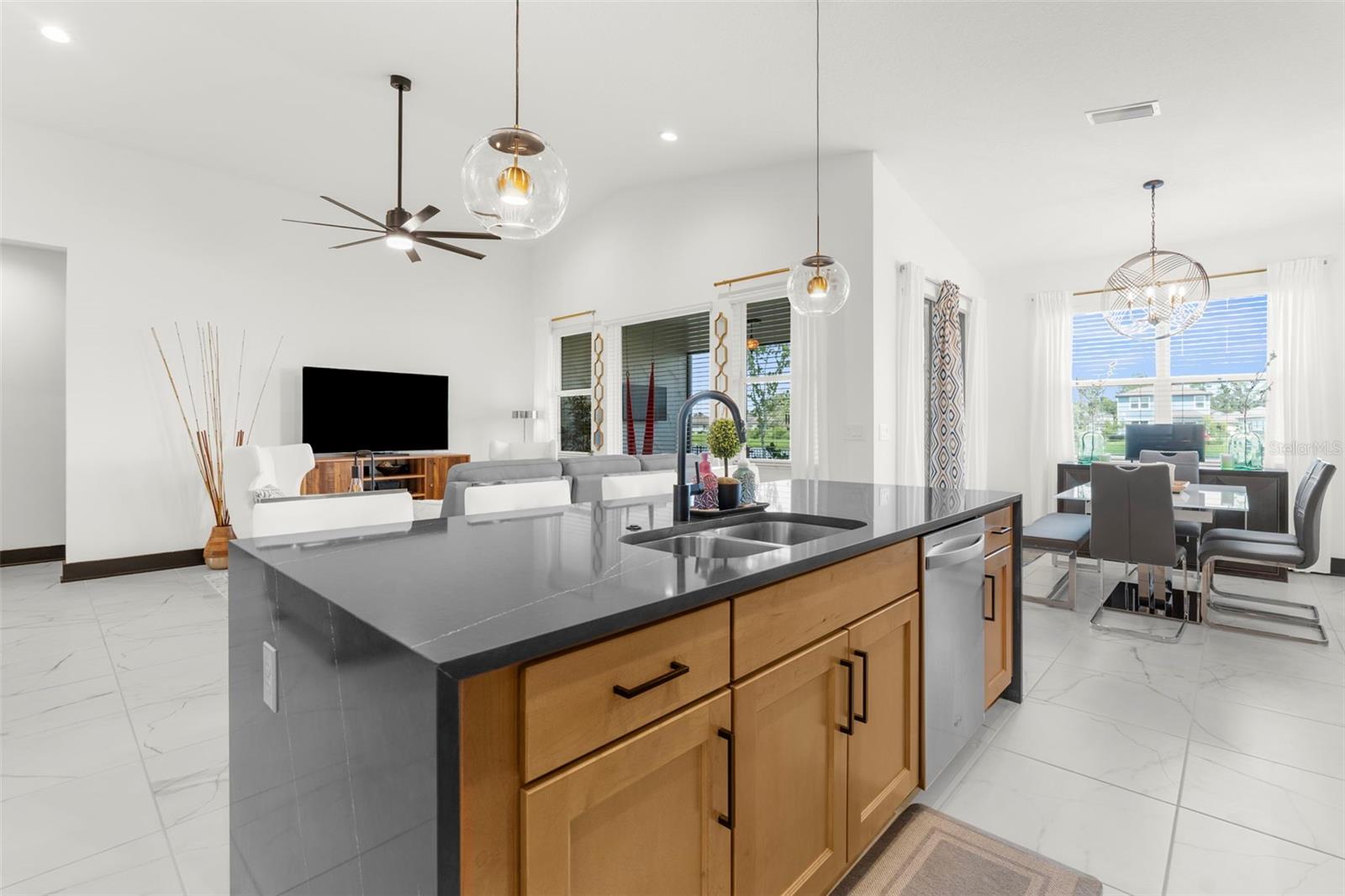 ISLES AT BAYVIEW PH III - Residential Lease