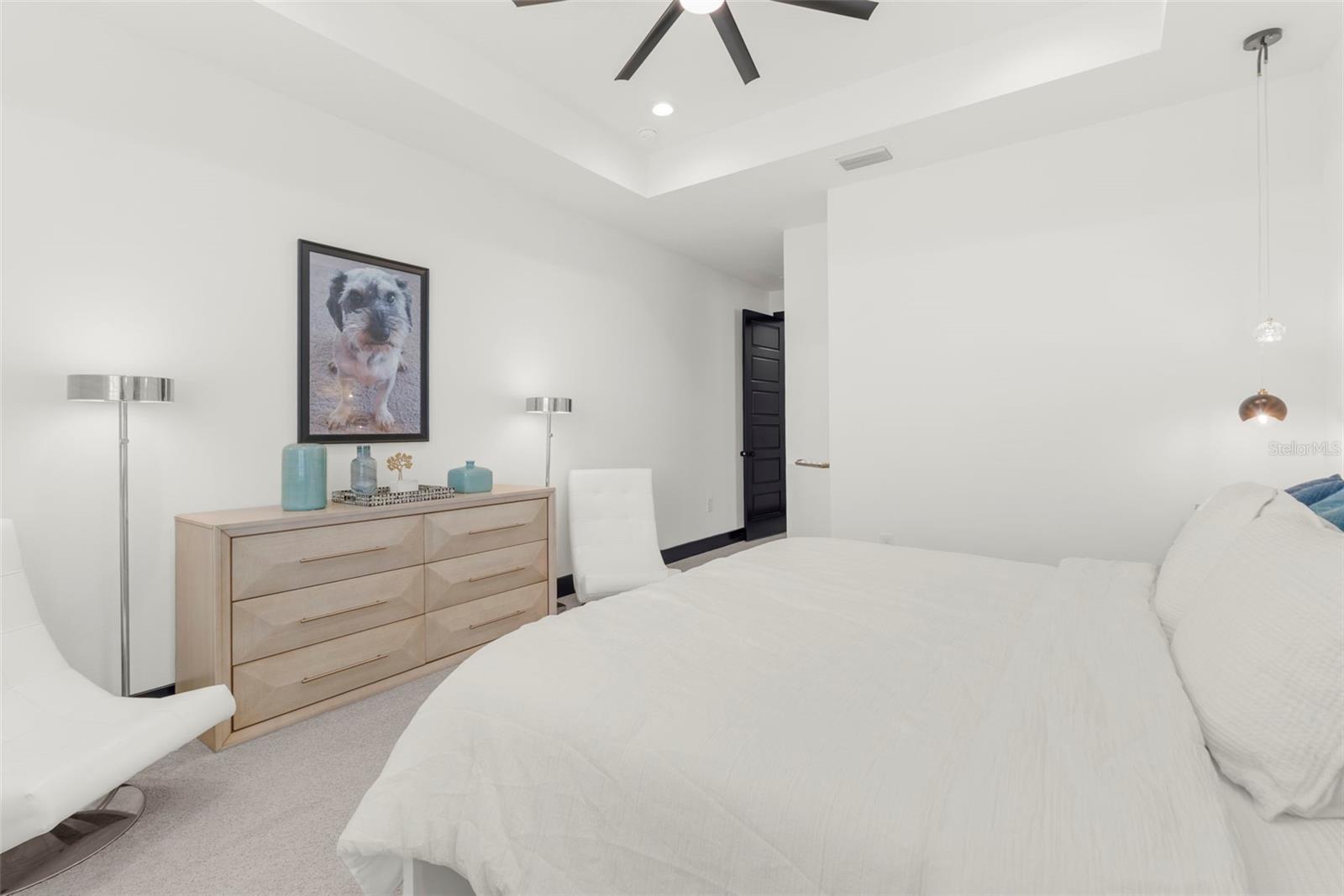 ISLES AT BAYVIEW PH III - Residential Lease