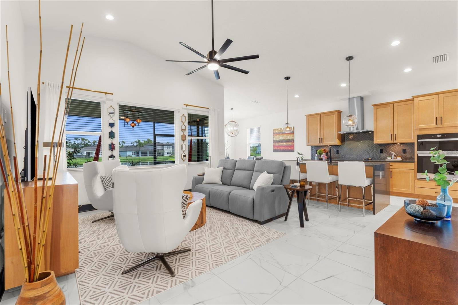 ISLES AT BAYVIEW PH III - Residential Lease