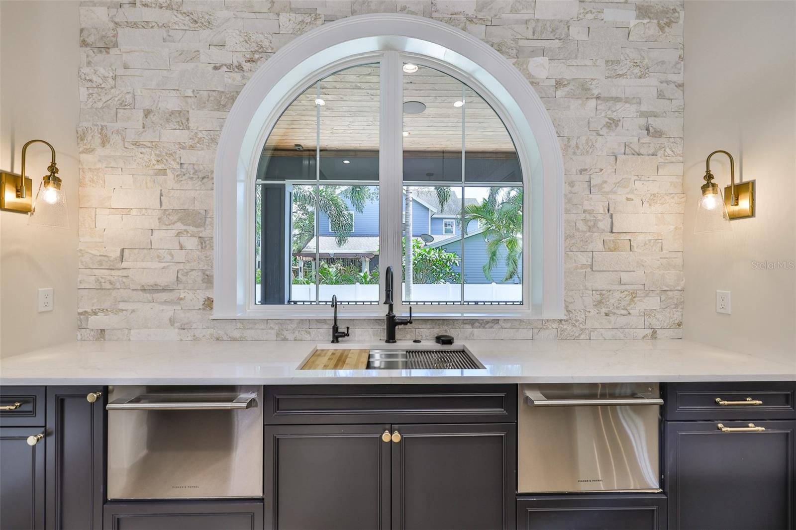 MARYLAND MANOR 2ND UNIT - Residential