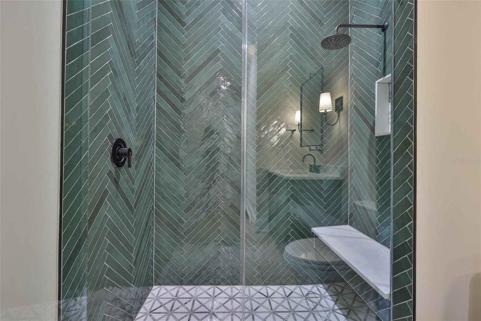 MARYLAND MANOR 2ND UNIT - Residential