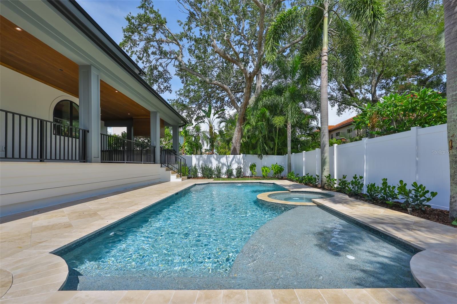 MARYLAND MANOR 2ND UNIT - Residential