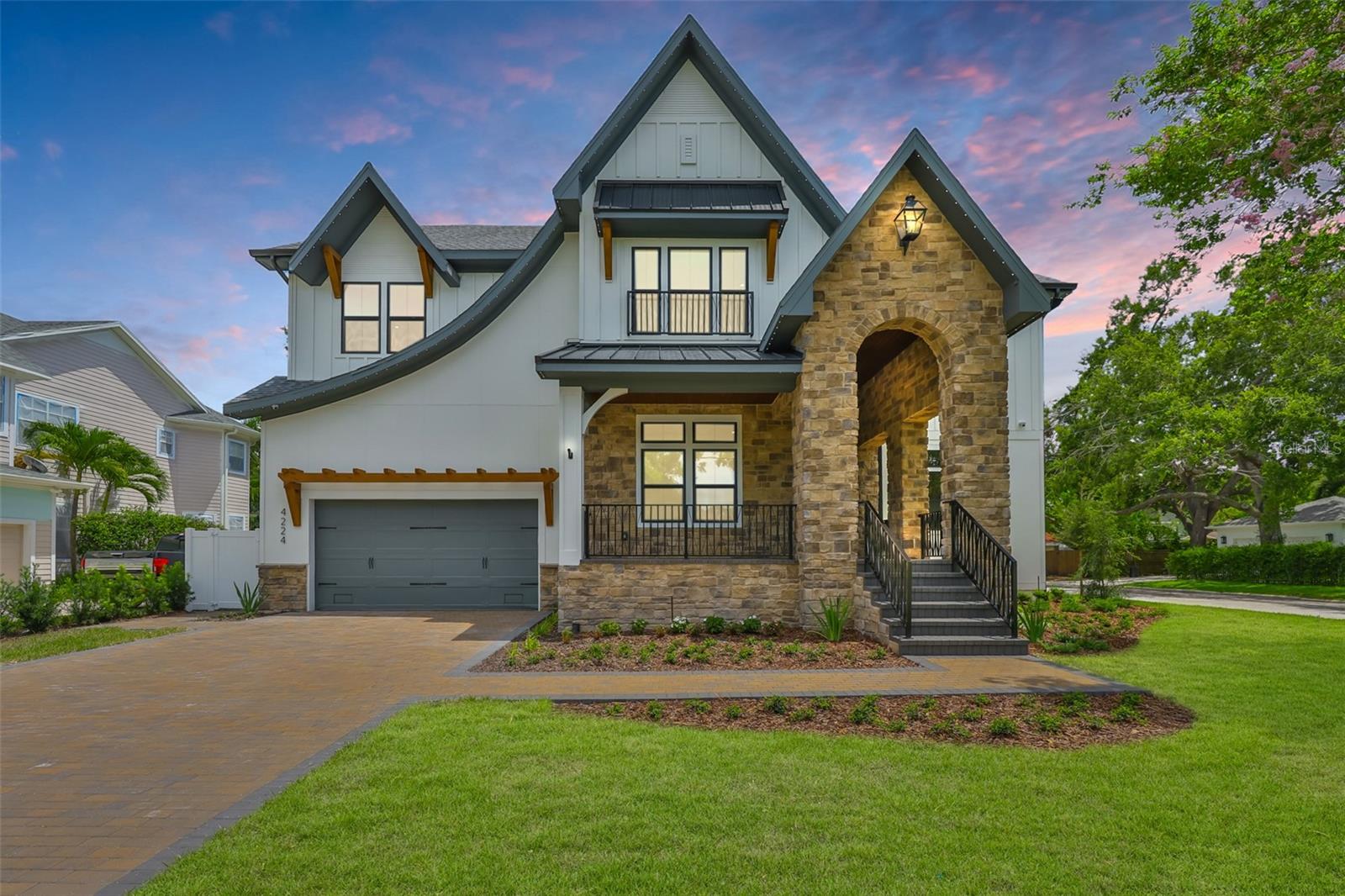 MARYLAND MANOR 2ND UNIT - Residential