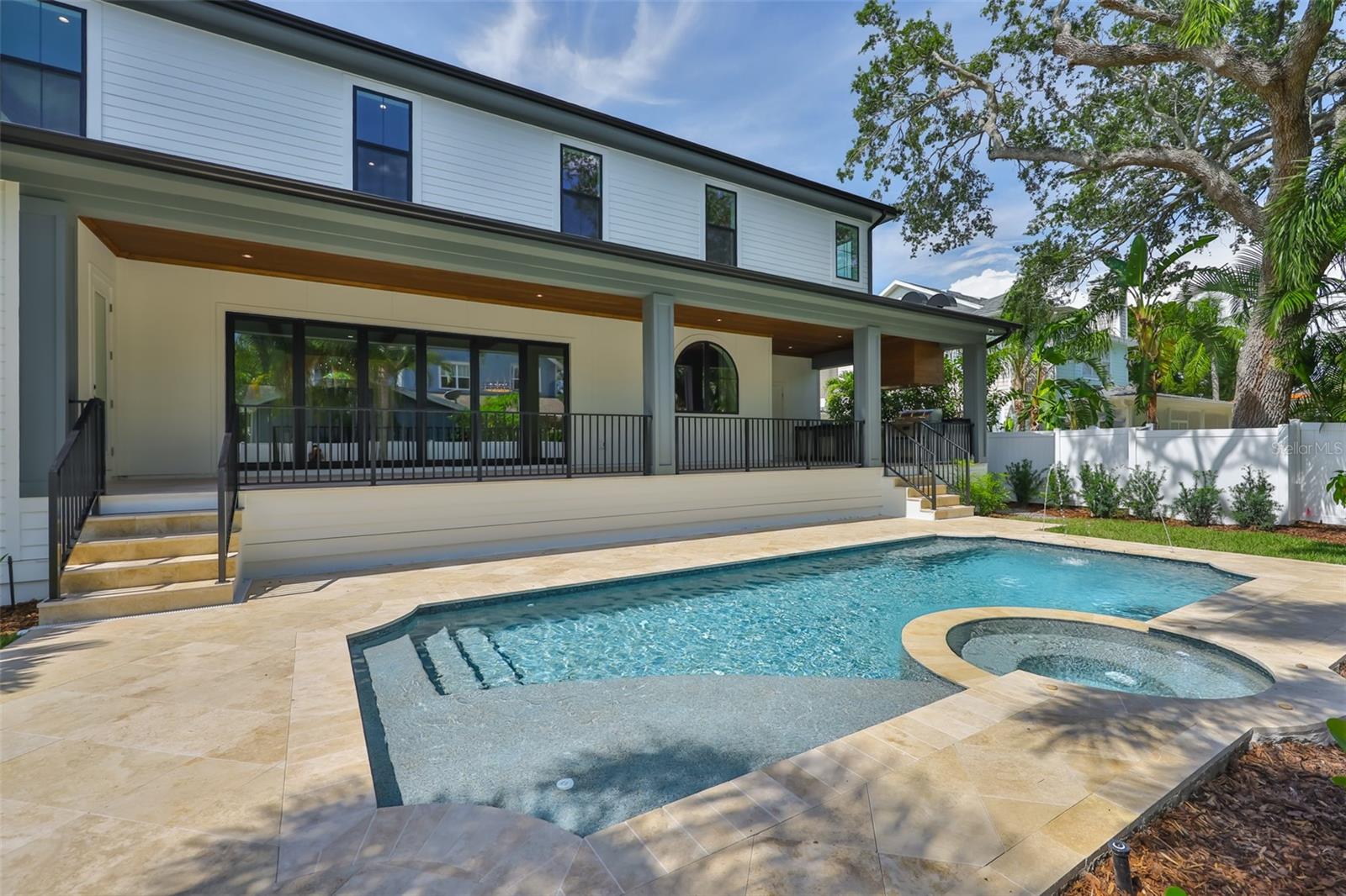 MARYLAND MANOR 2ND UNIT - Residential