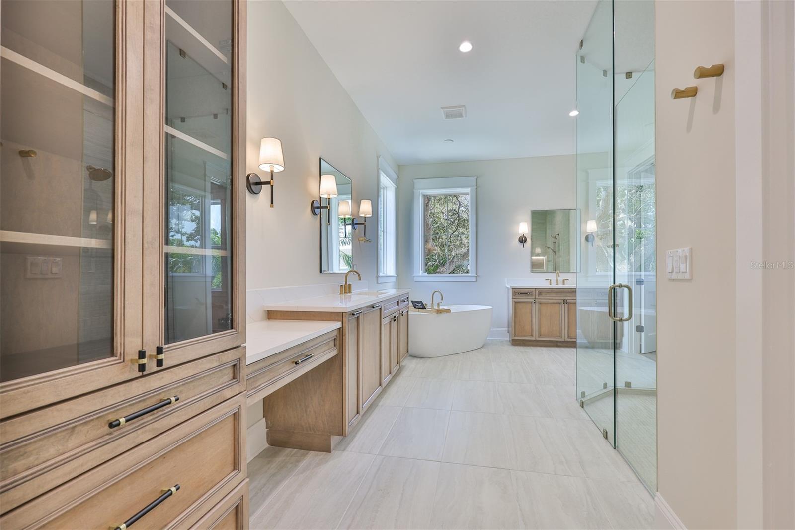 MARYLAND MANOR 2ND UNIT - Residential