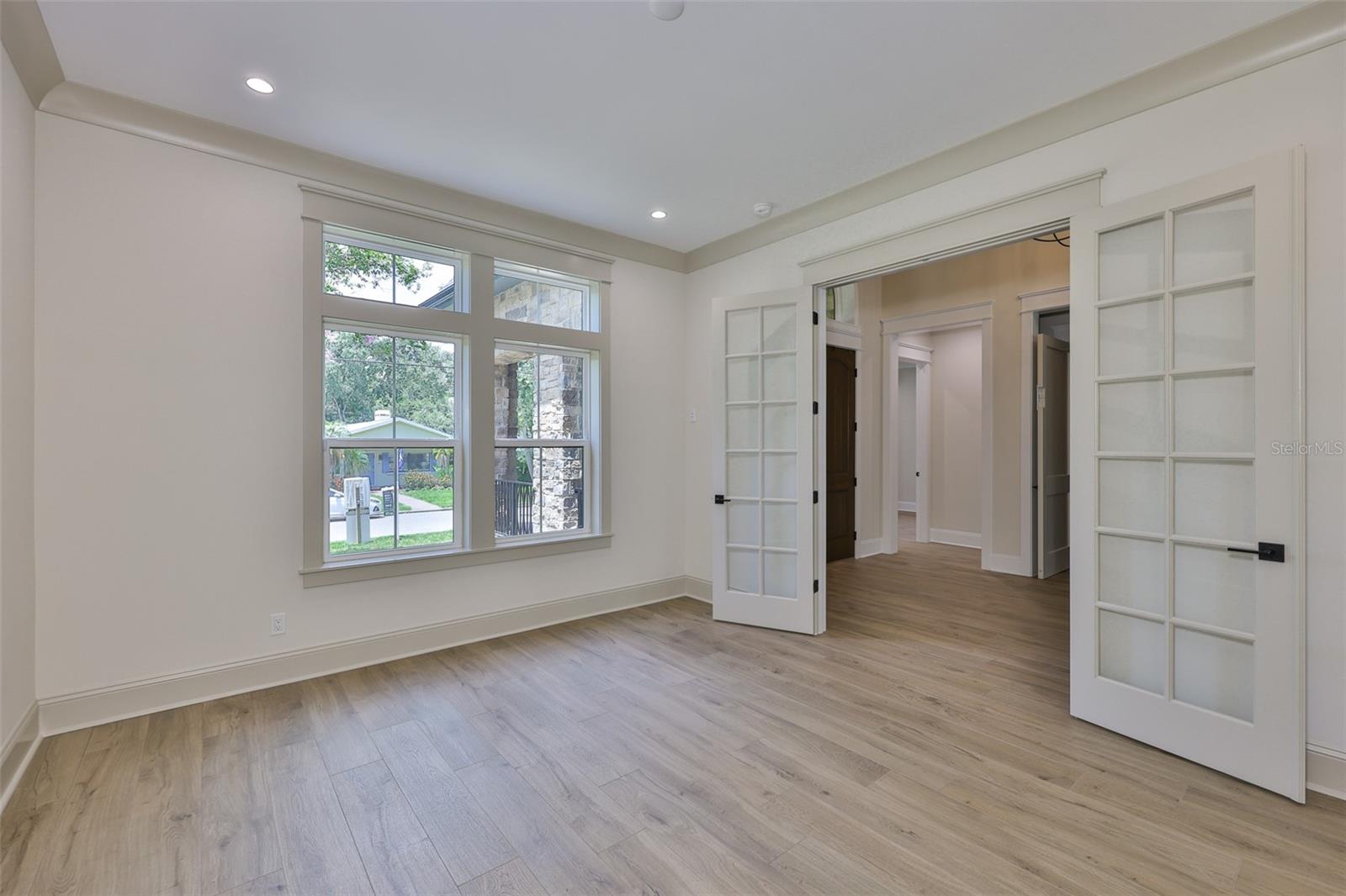 MARYLAND MANOR 2ND UNIT - Residential