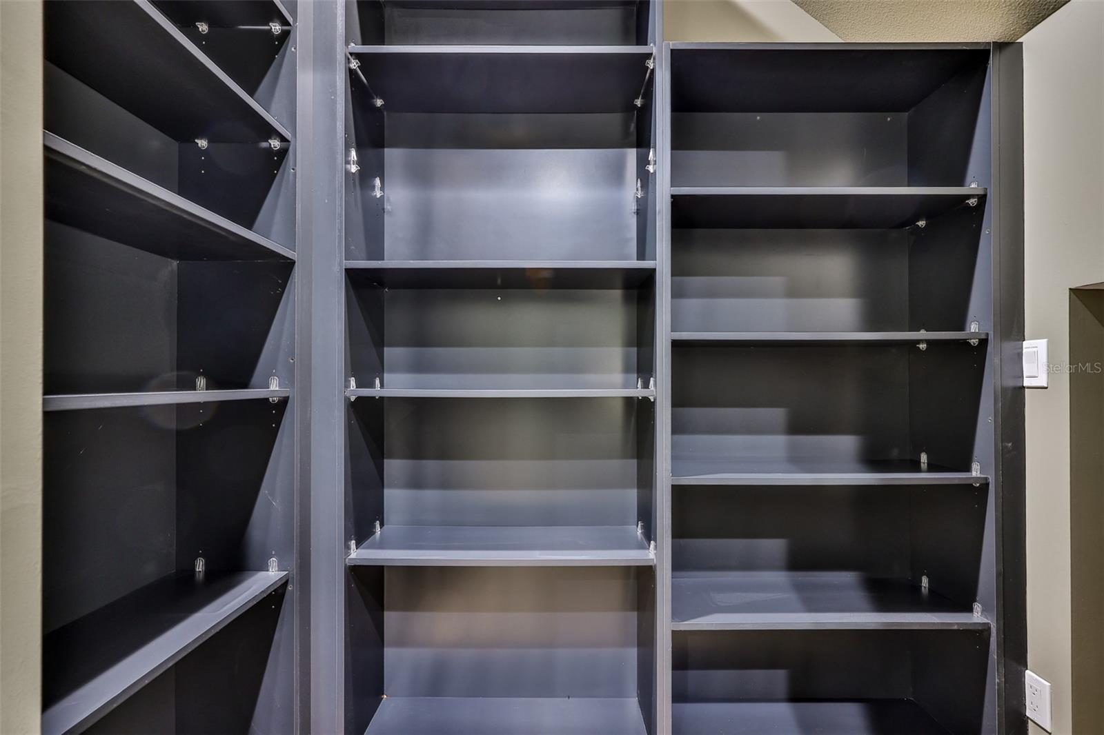 MARYLAND MANOR 2ND UNIT - Residential