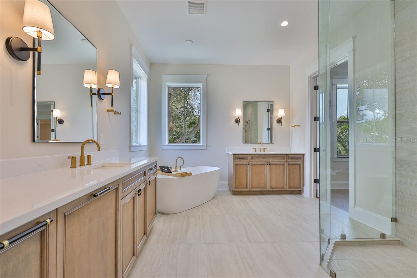 MARYLAND MANOR 2ND UNIT - Residential