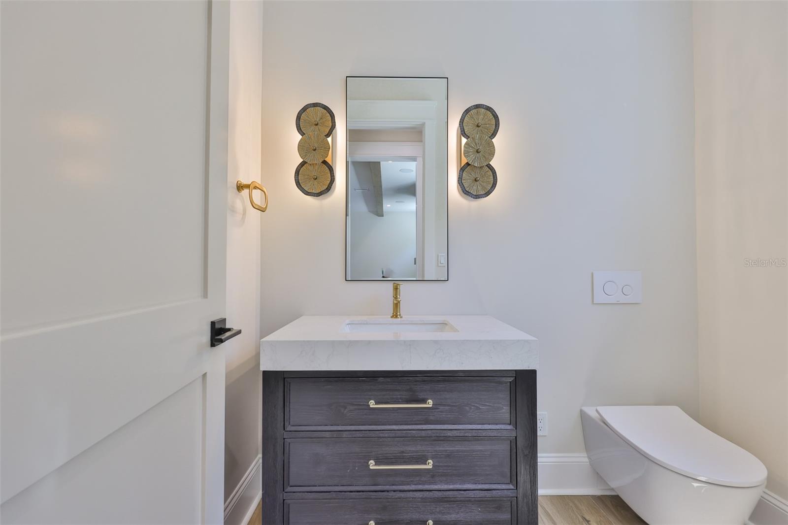 MARYLAND MANOR 2ND UNIT - Residential