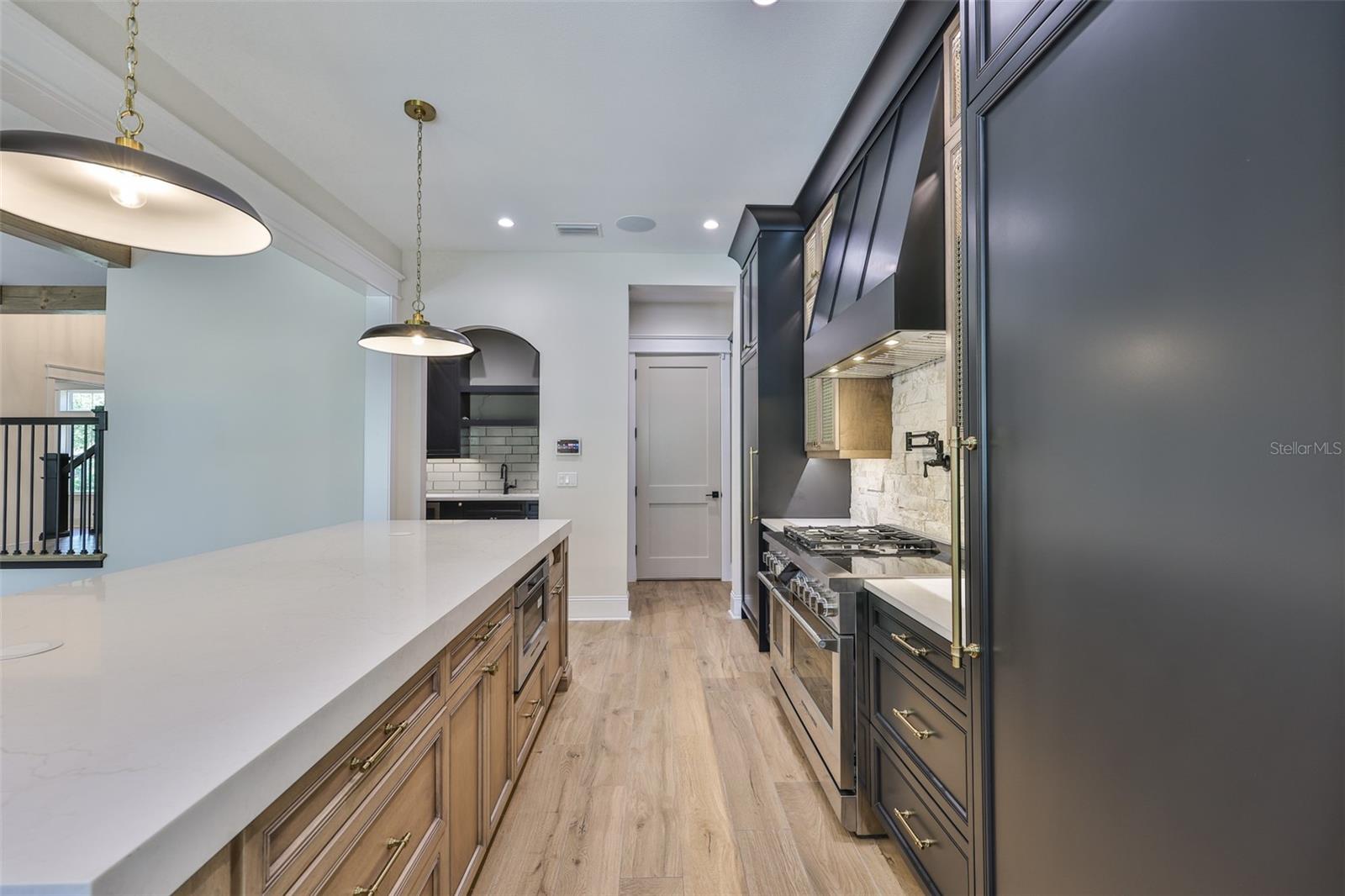 MARYLAND MANOR 2ND UNIT - Residential