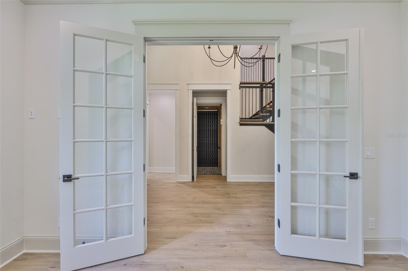 MARYLAND MANOR 2ND UNIT - Residential