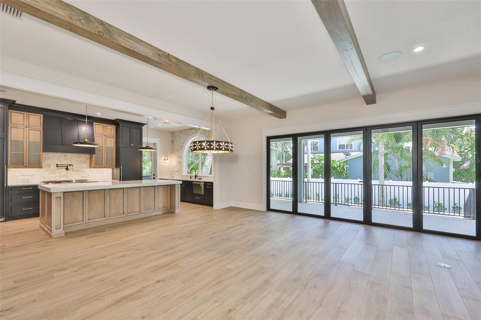 MARYLAND MANOR 2ND UNIT - Residential