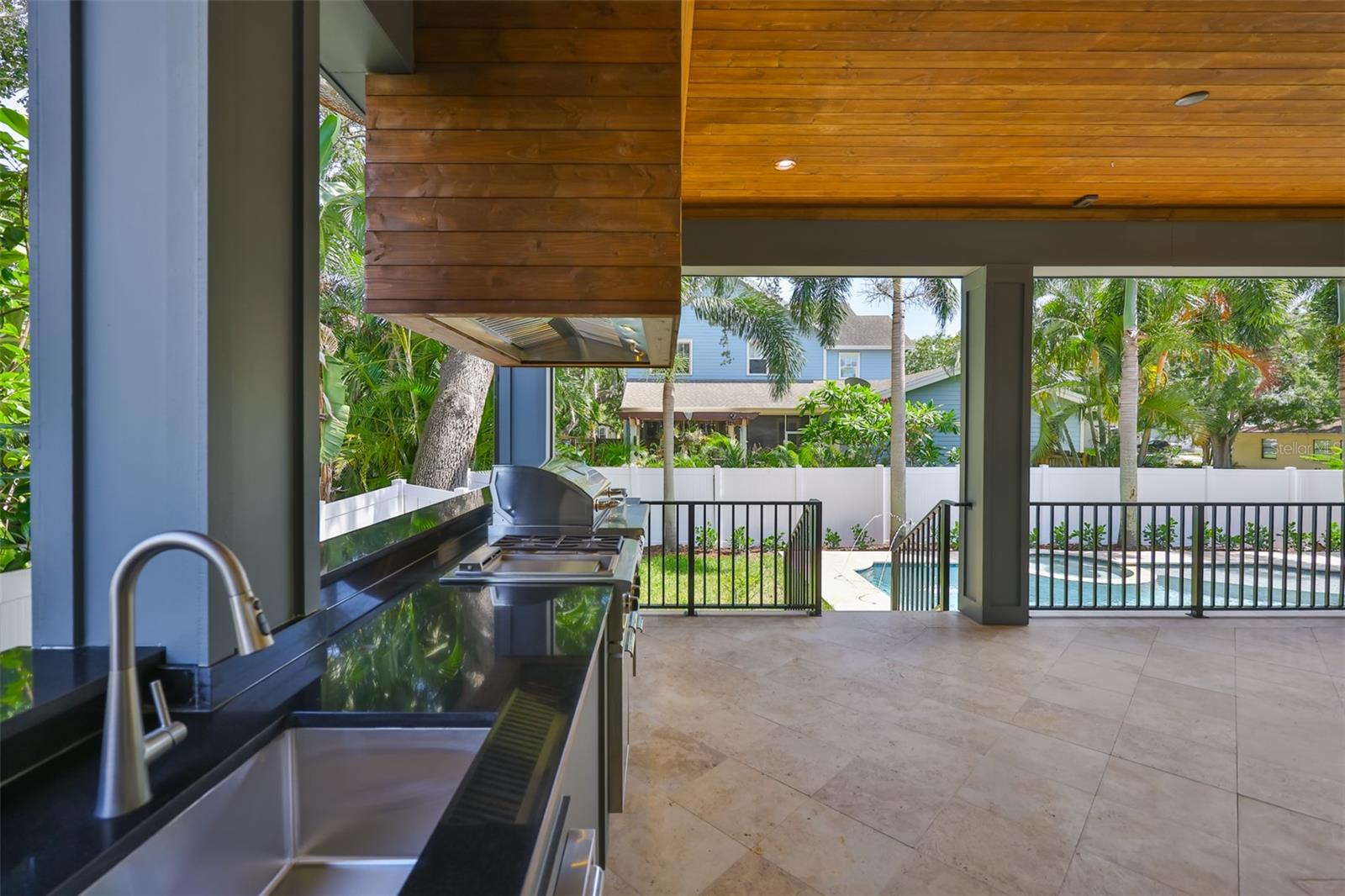 MARYLAND MANOR 2ND UNIT - Residential