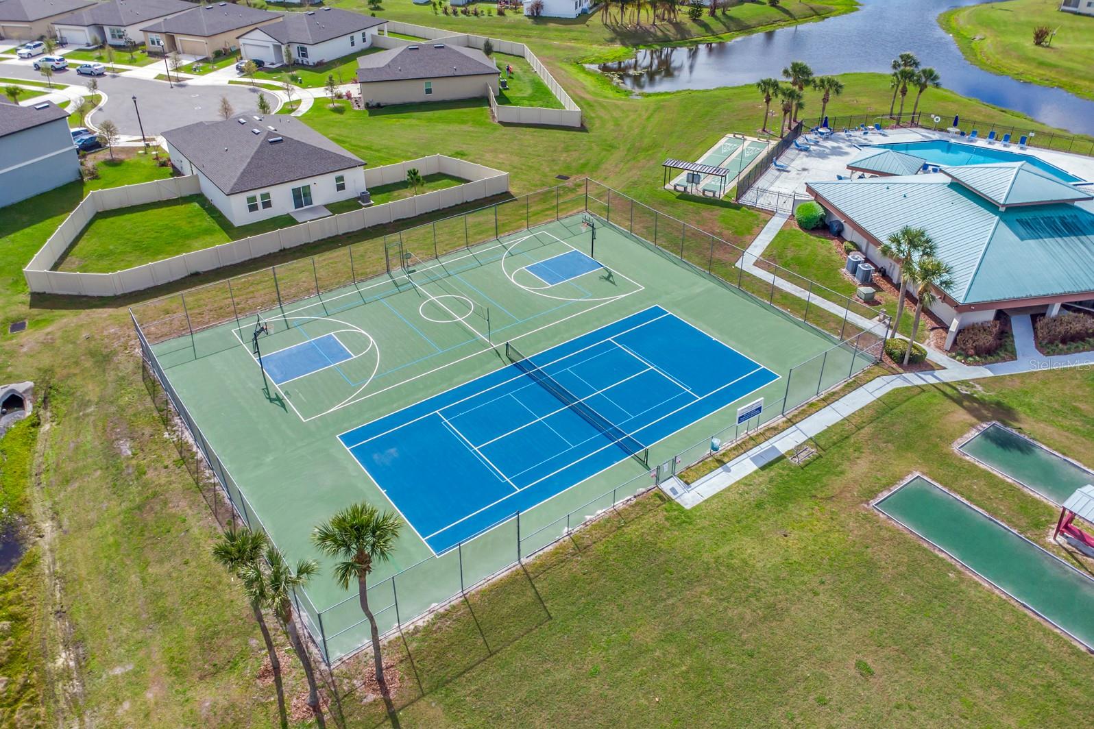 BROADMOOR - Residential