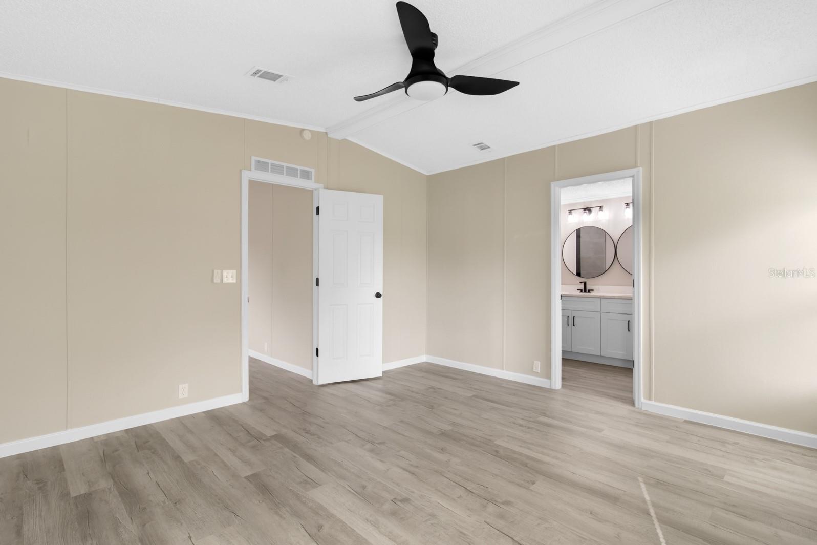 BROADMOOR - Residential