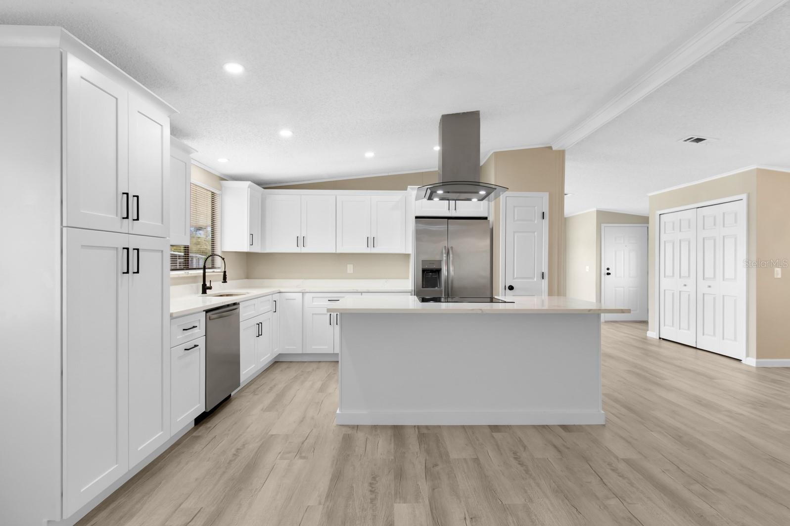 BROADMOOR - Residential