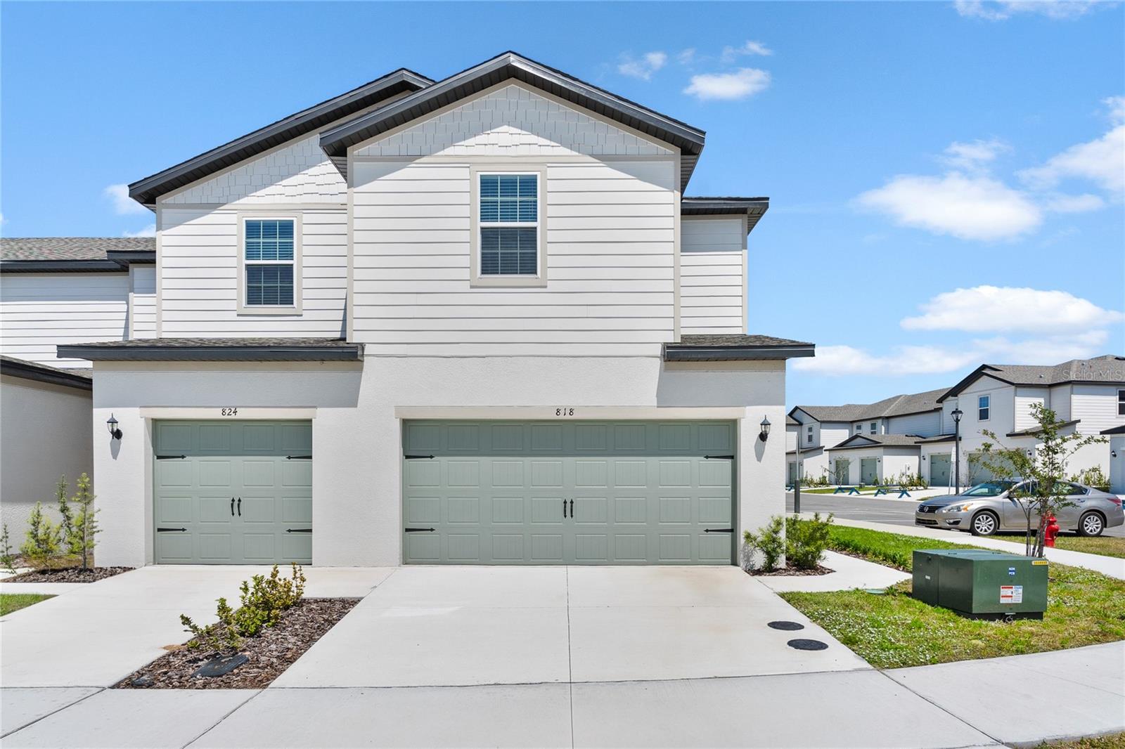 BRAND NEW construction, & MOVE IN READY! Now's the time to buy!! Seller concessions UP to 4%, USDA 0% down option for qualified buyer. This stunning new townhouse offers a perfect blend of space and style. Its open-concept design and chef-ready kitchen make it ideal for entertaining, while an upstairs loft provides extra room for work or play. This stunning home is move-in ready and comes equipped with all-new appliances. With three bedrooms, two-and-a-half baths, and multiple walk-in closets, this home is a great fit for anyone, especially first-time homebuyers or people relocating. Plus, it’s in a prime location—just minutes from local sporting fields, beautiful lakes, and all the charming local businesses in Dundee. Best of all? It is less than 20 minutes from Legoland! Do not miss your opportunity to join this great community. Book your private showing today! Please note pictures are from model home of the Destin floorplan to show staging.
