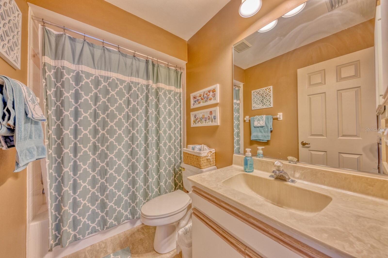 SHEFFIELD GREENE - Residential Lease