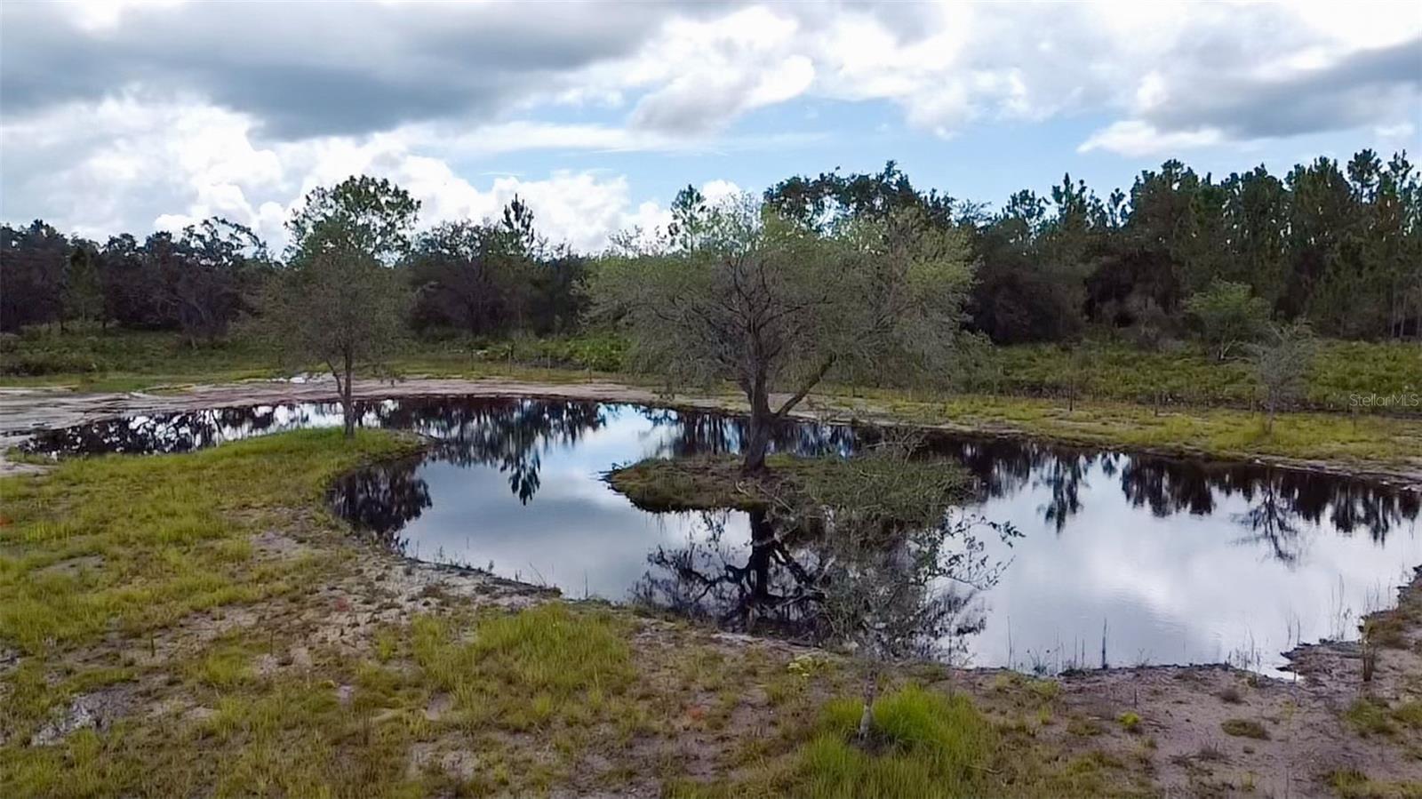 LAKE HAVEN ACRES - Land