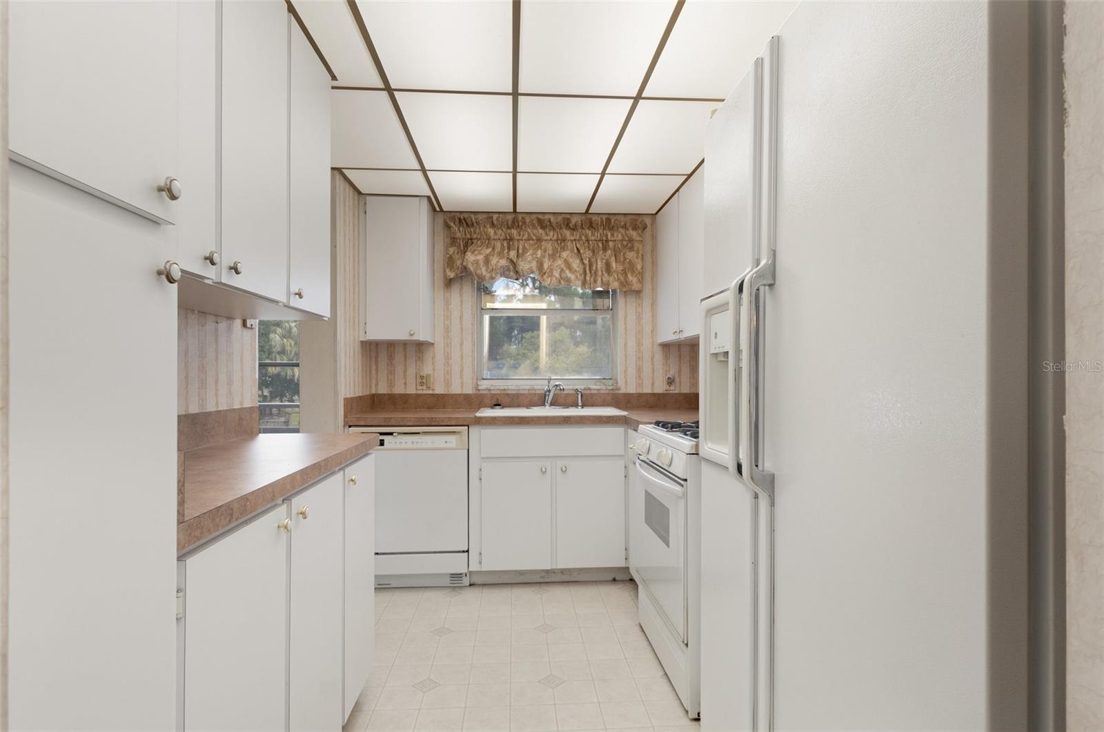 ORCHID SPGS VILL 100 CONDOMINIUM - Residential