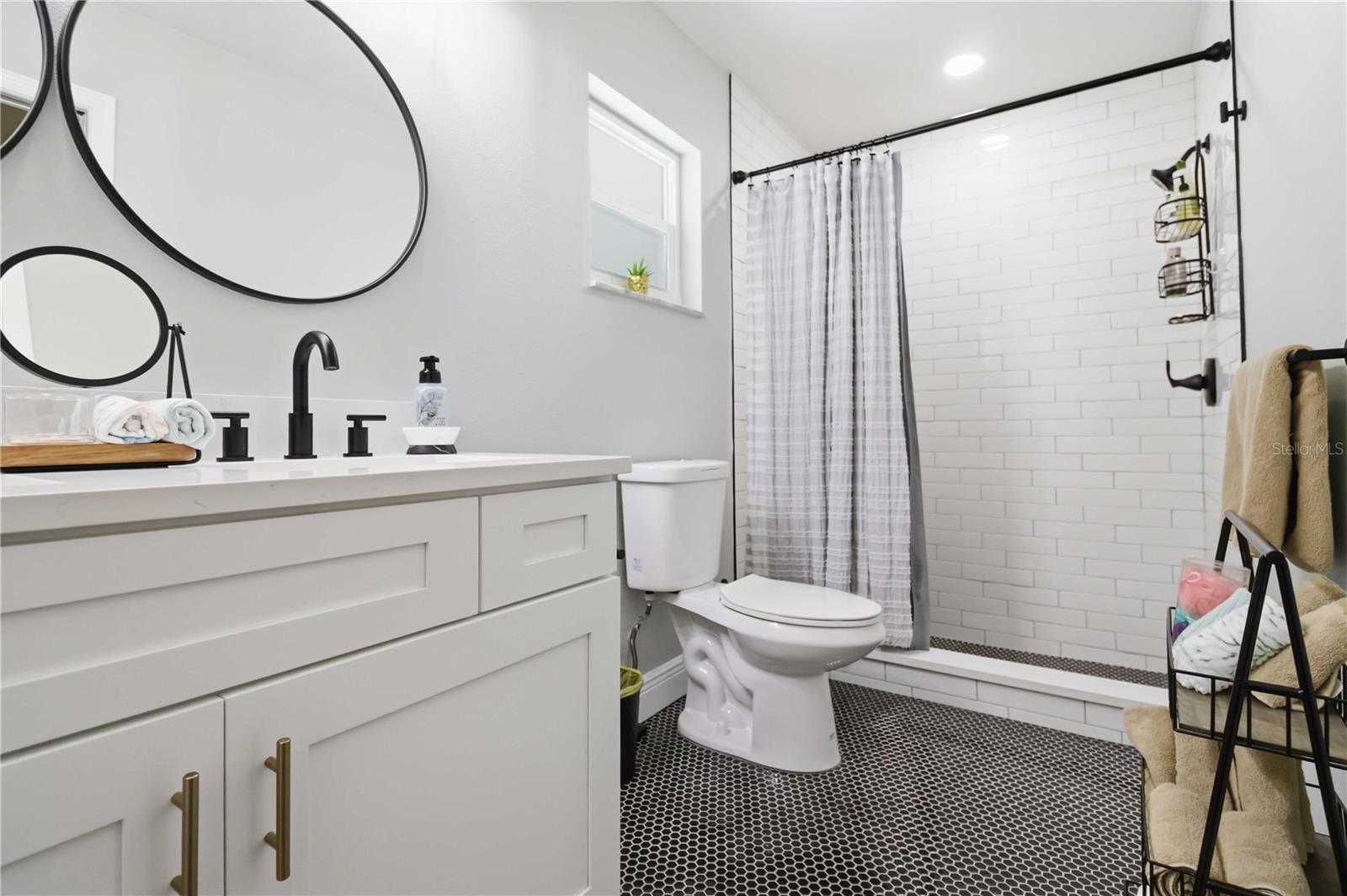 BAY LAKE ESTATES PH II - Residential