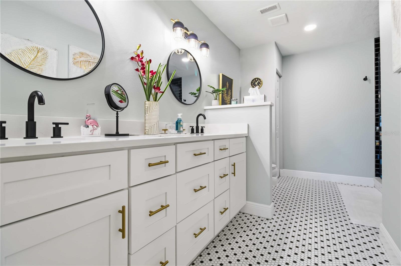 BAY LAKE ESTATES PH II - Residential