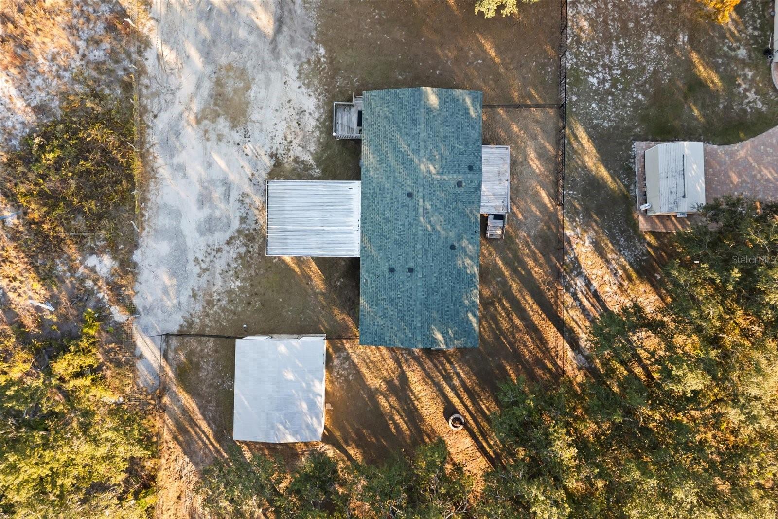 WALK IN WATER LAKE ESTATES PH 05 - Residential