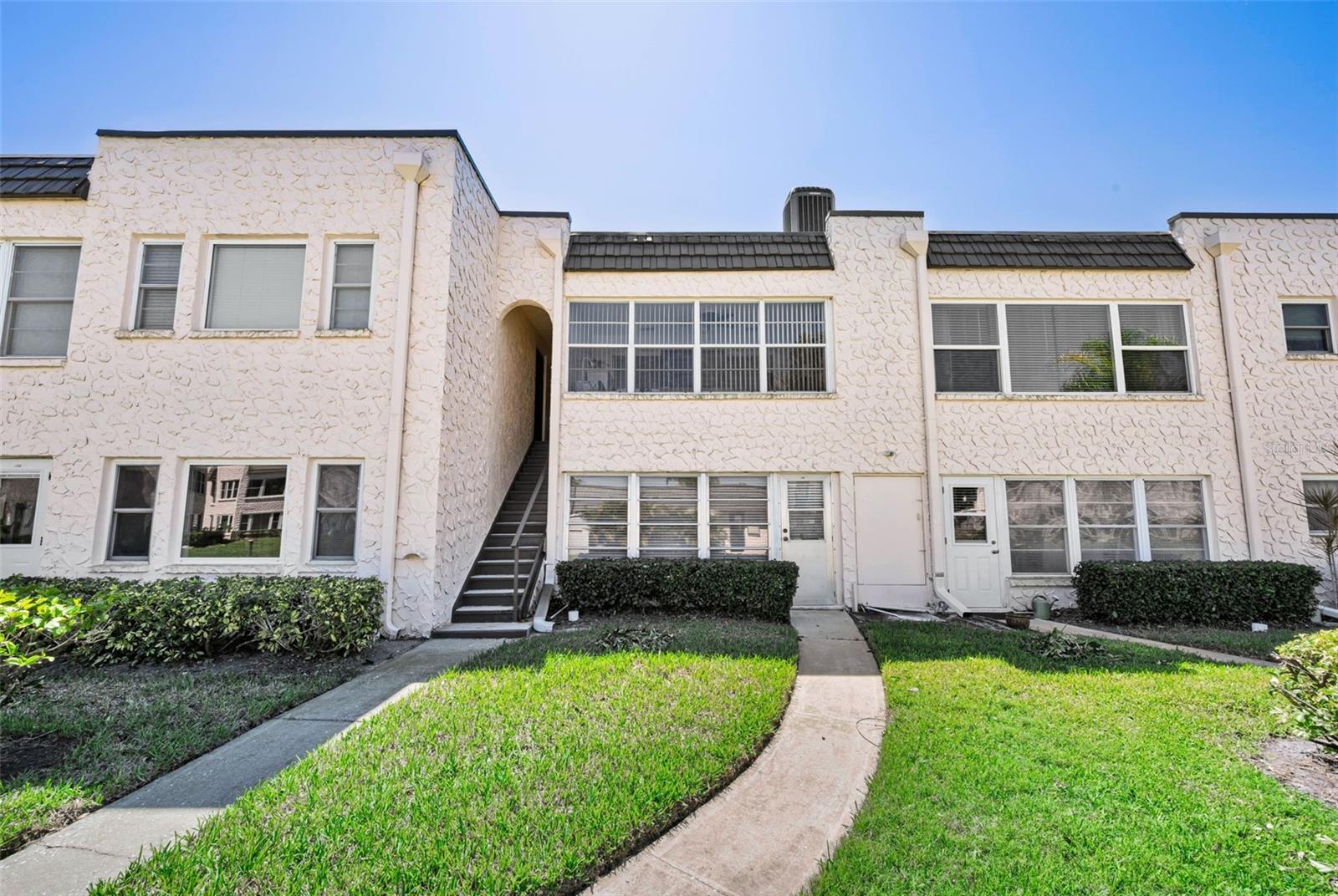 GARDENS THE CONDO - Residential