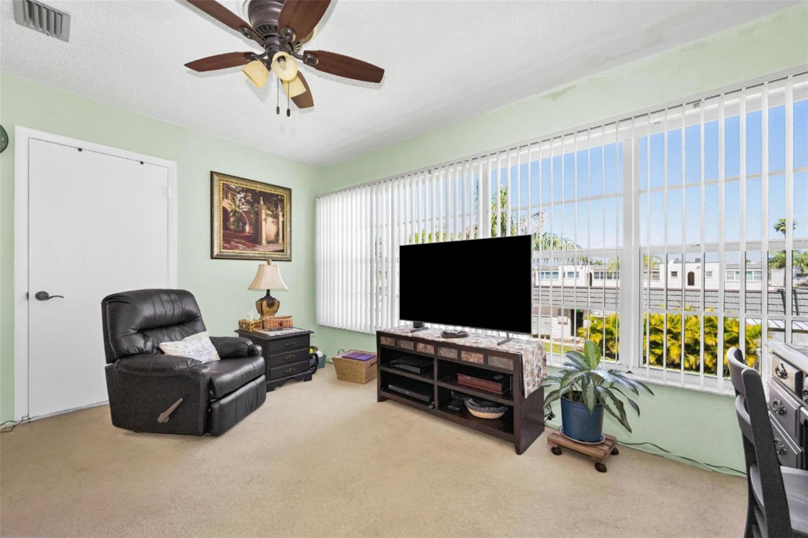 GARDENS THE CONDO - Residential