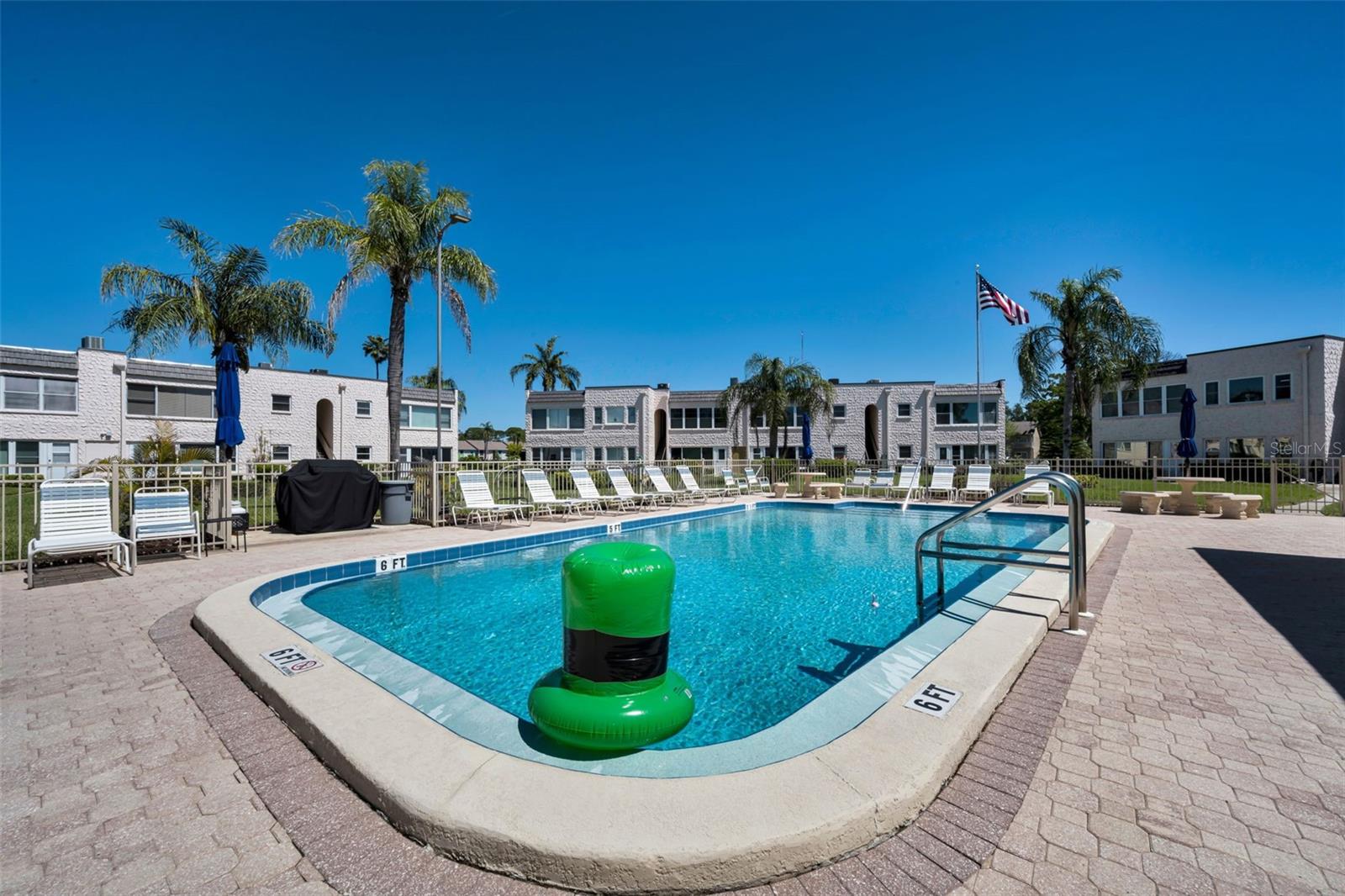 GARDENS THE CONDO - Residential