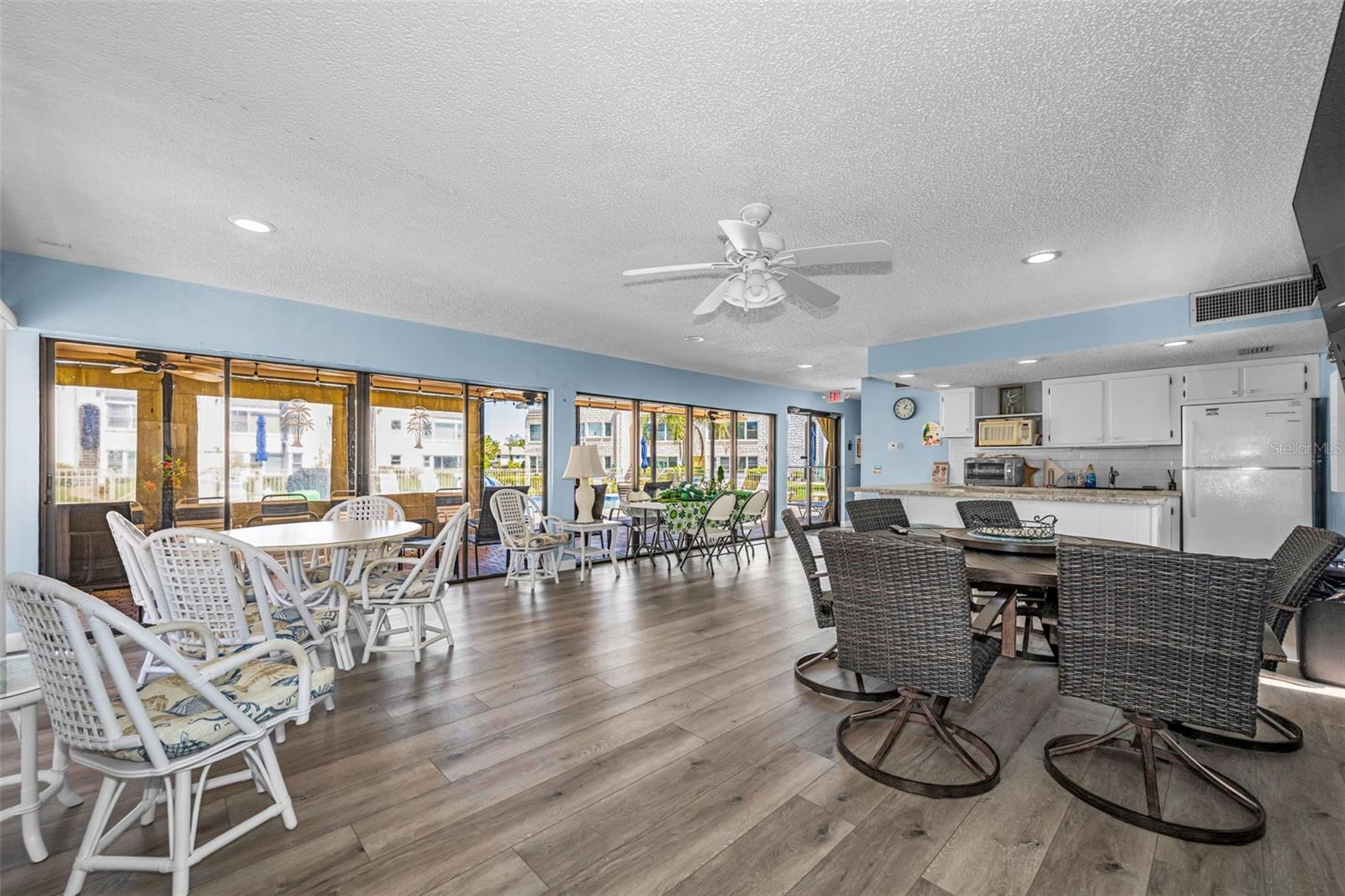 GARDENS THE CONDO - Residential