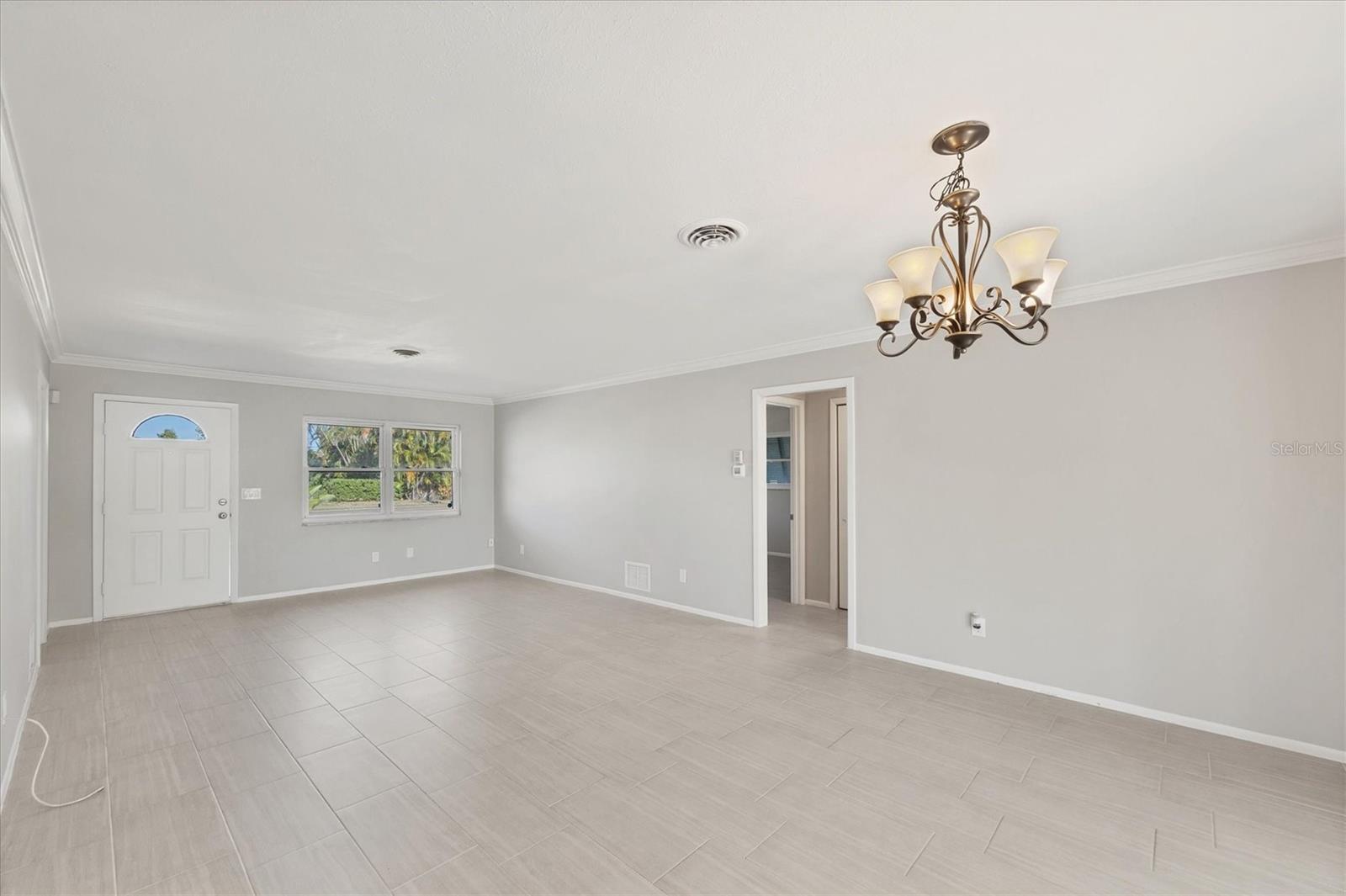 491 S VENICE BOULEVARD