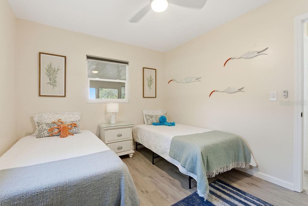 RAINBOW LAKES ESTATE - Residential