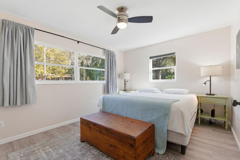 RAINBOW LAKES ESTATE - Residential