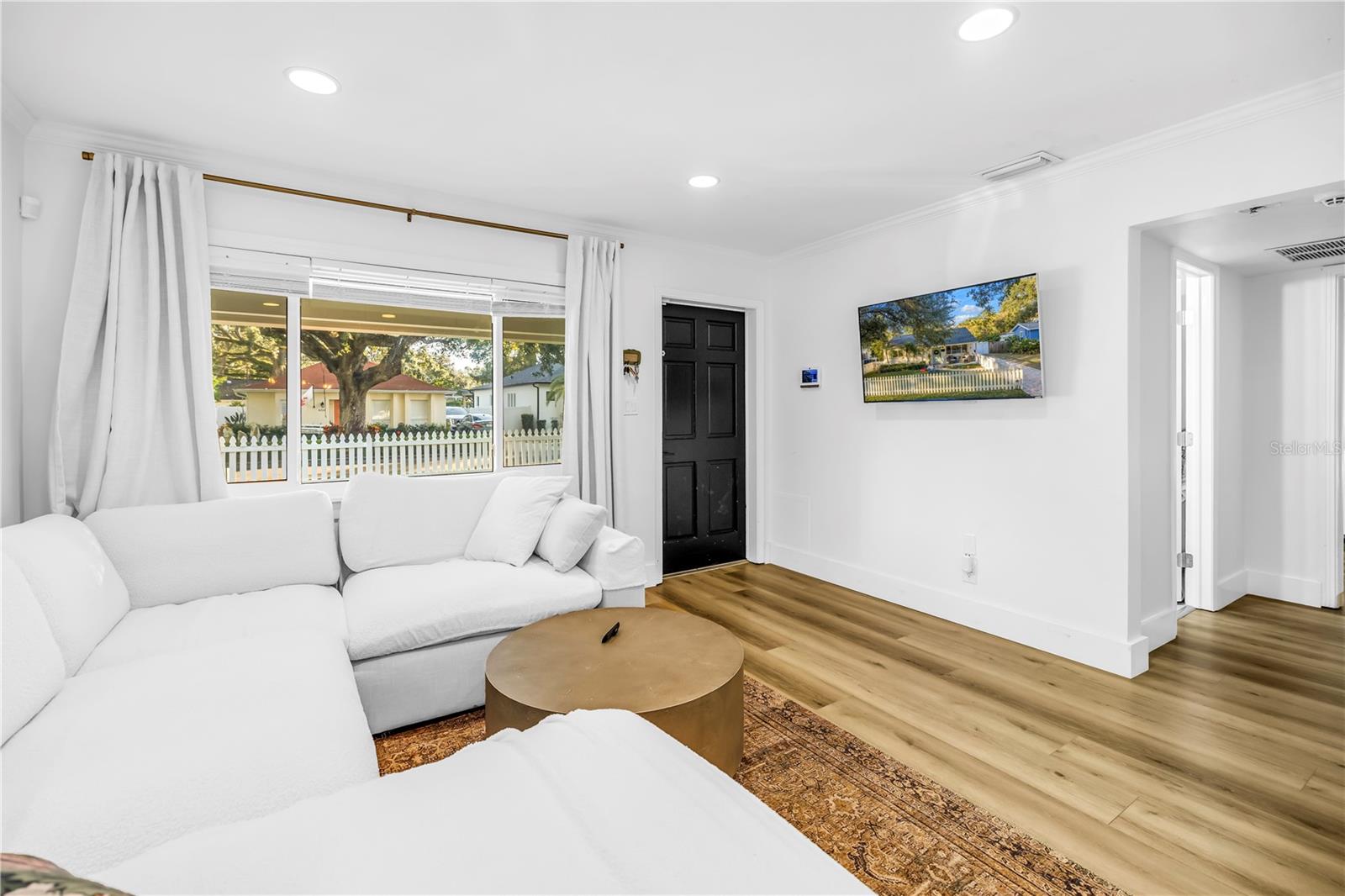 MARYLAND MANOR REV - Residential