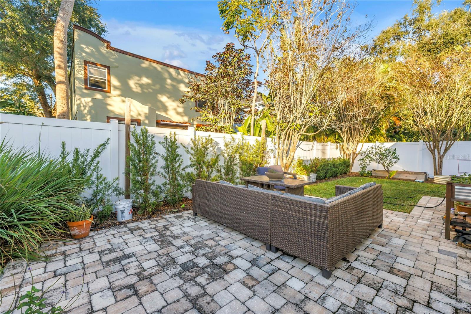 MARYLAND MANOR REV - Residential