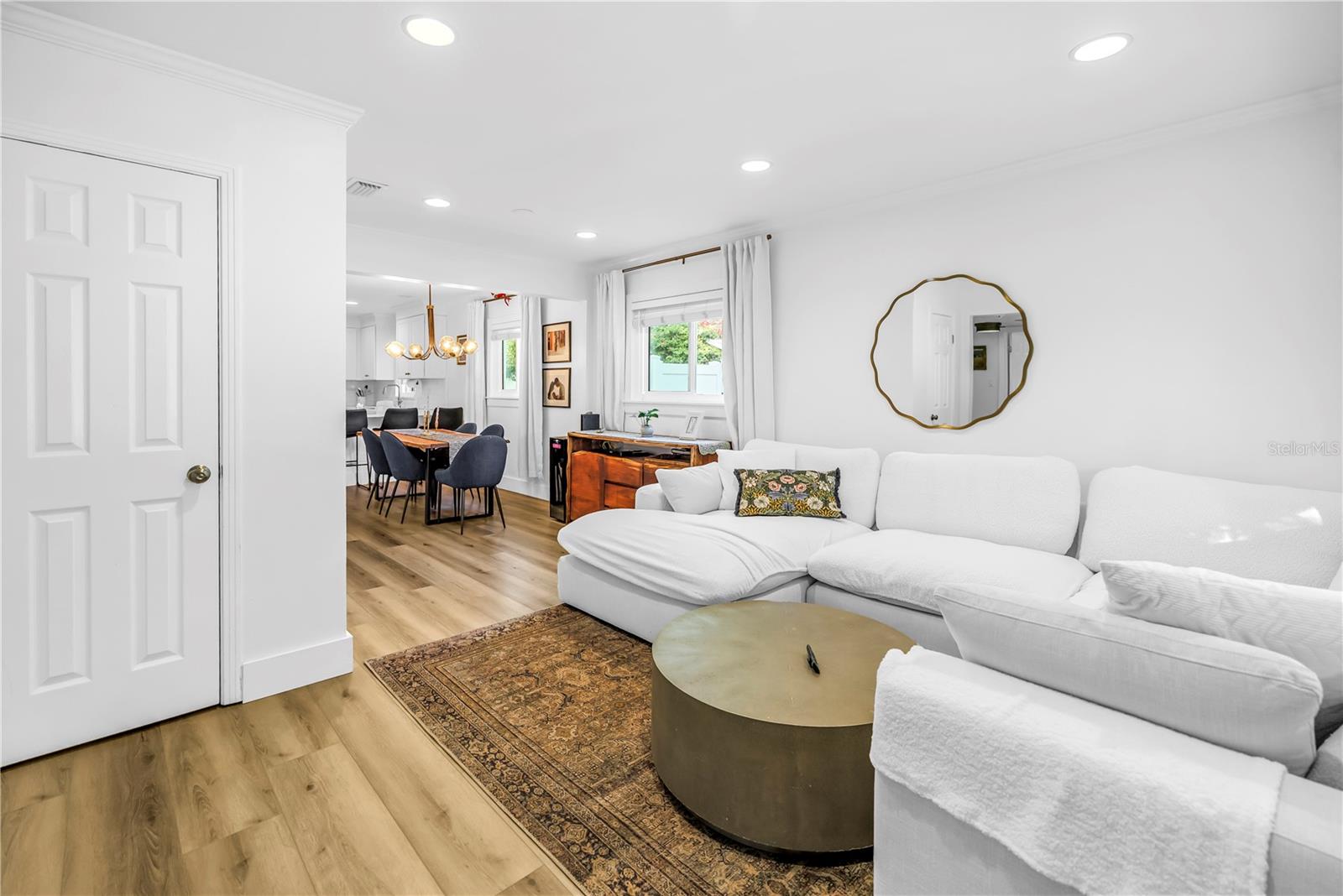 MARYLAND MANOR REV - Residential