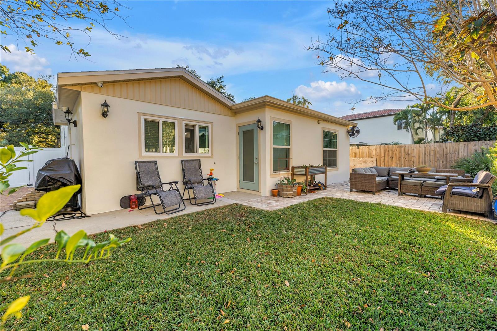 MARYLAND MANOR REV - Residential