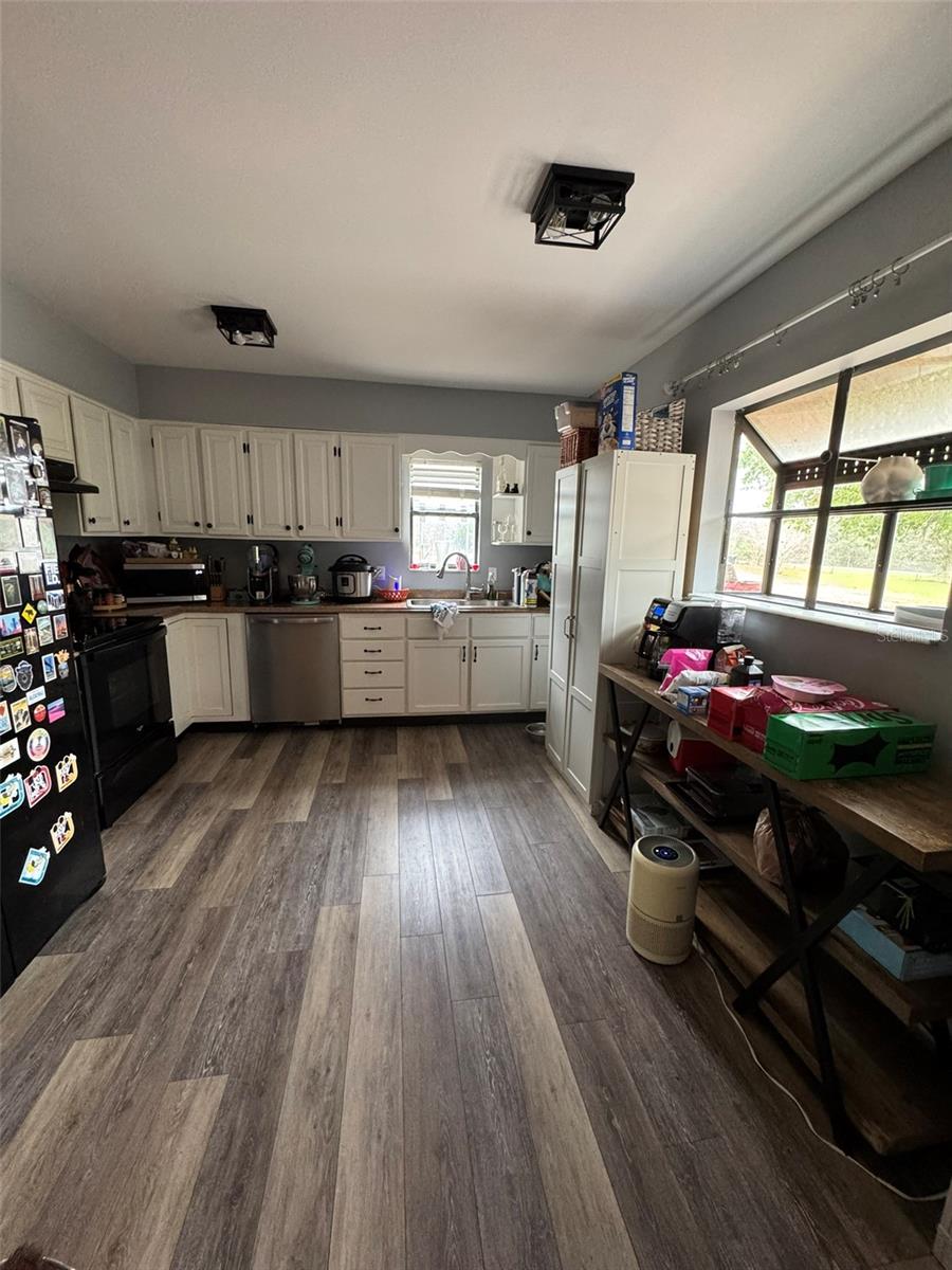 LAKE AVALON GROVES REP 02 - Residential