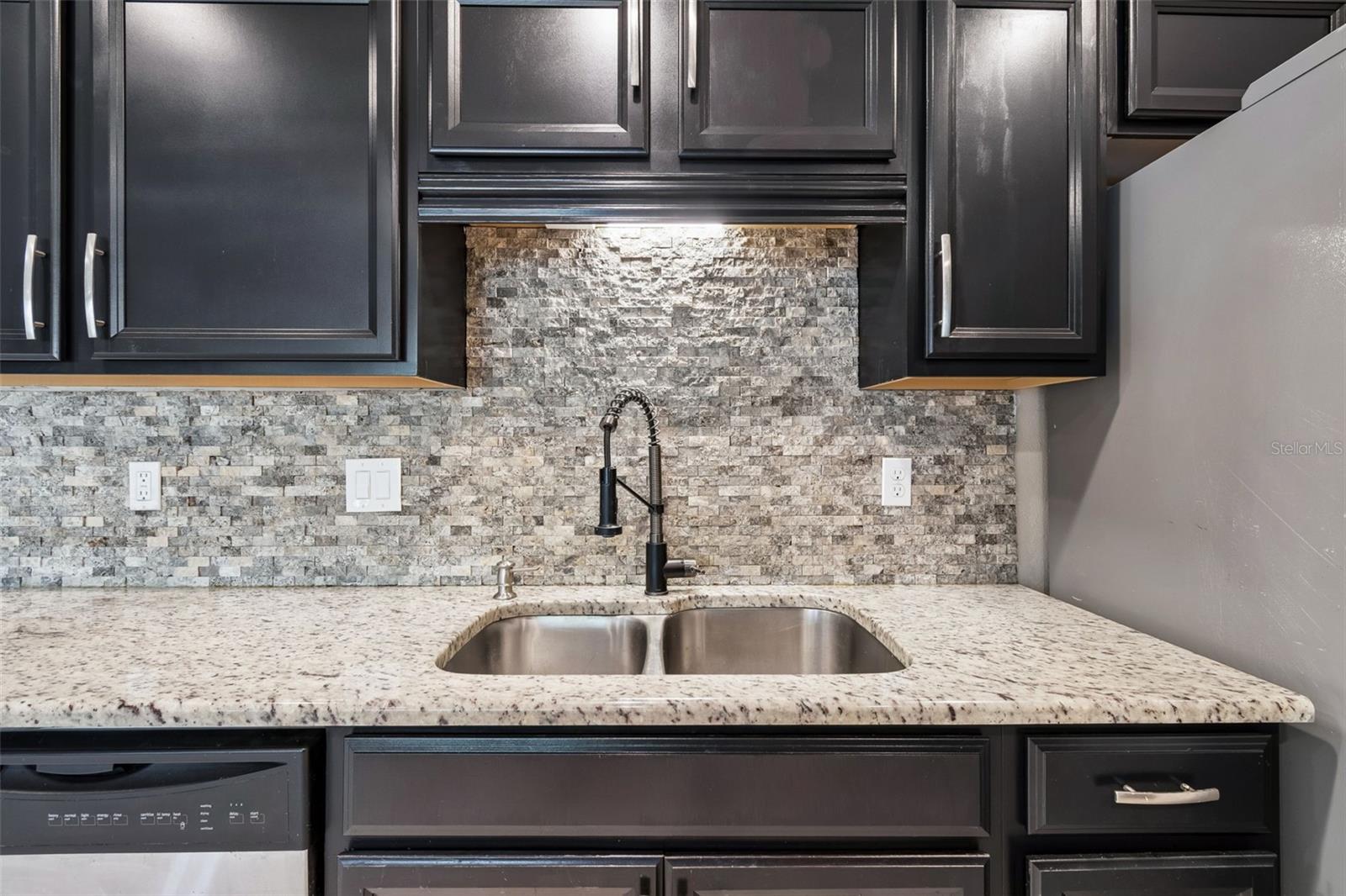 DE SOTO LAKES - Residential