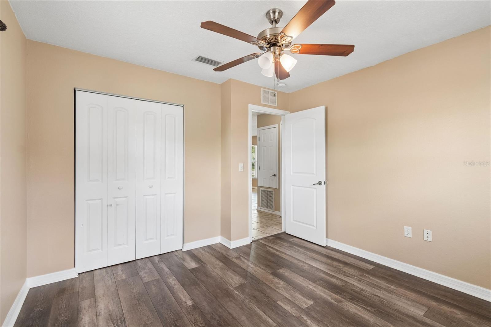 DE SOTO LAKES - Residential