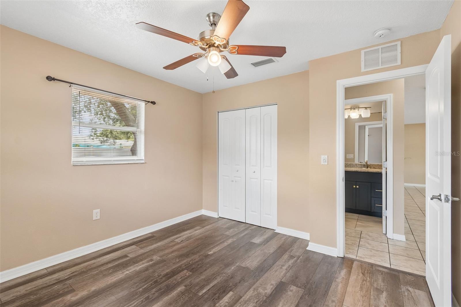 DE SOTO LAKES - Residential